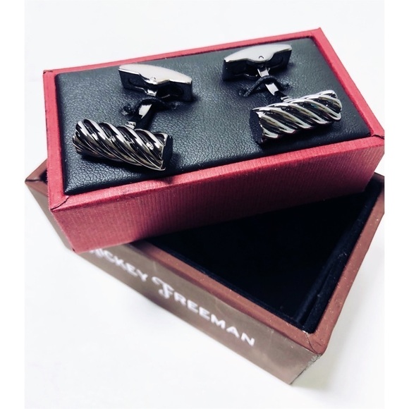 Hickey Freeman Mens Black Metal Twisted Barrel Bullet Black Cuff Links New - Picture 2 of 7